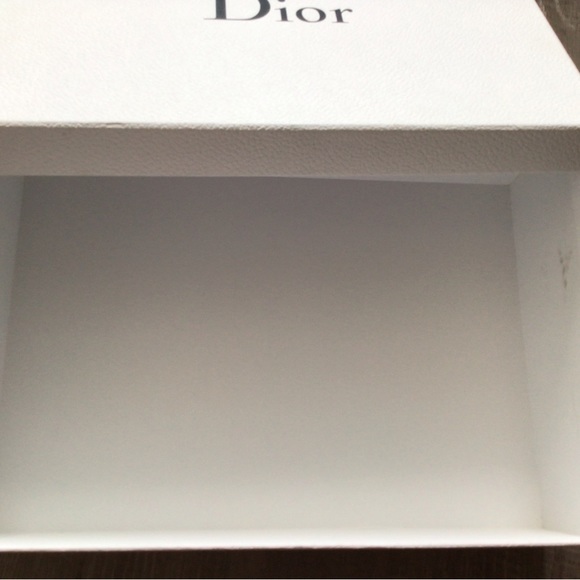 Two gift boxes - Picture 3 of 9